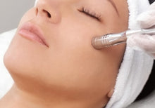 Load image into Gallery viewer, Diamond Peel Intensive with Collagen Mask
